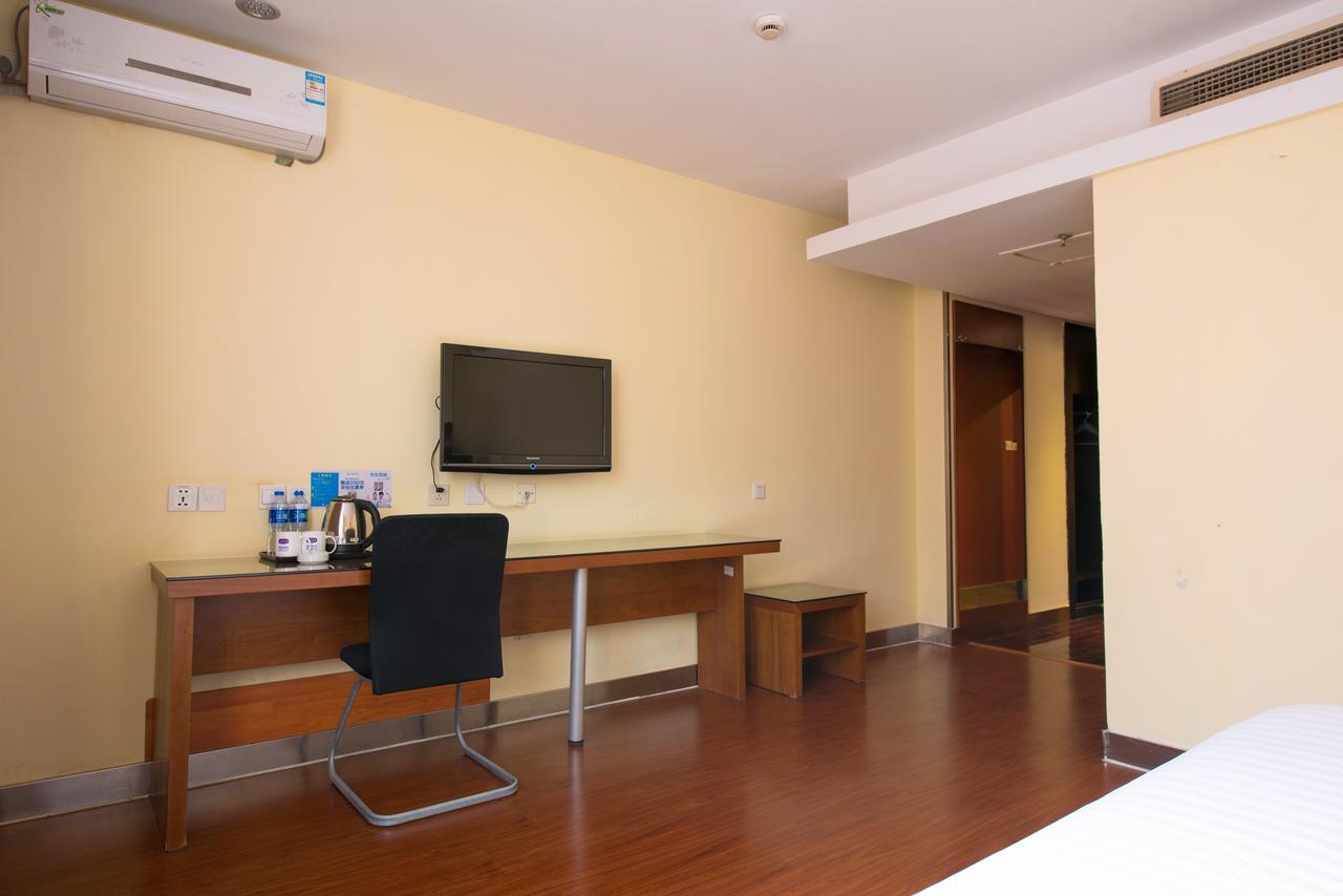 Hanting Express Shanghai Lujiazui Minsheng Road מראה חיצוני תמונה