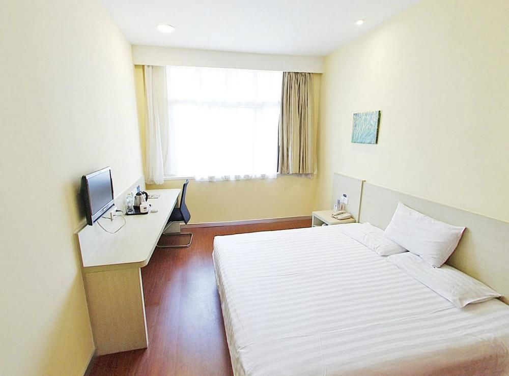 Hanting Express Shanghai Lujiazui Minsheng Road מראה חיצוני תמונה